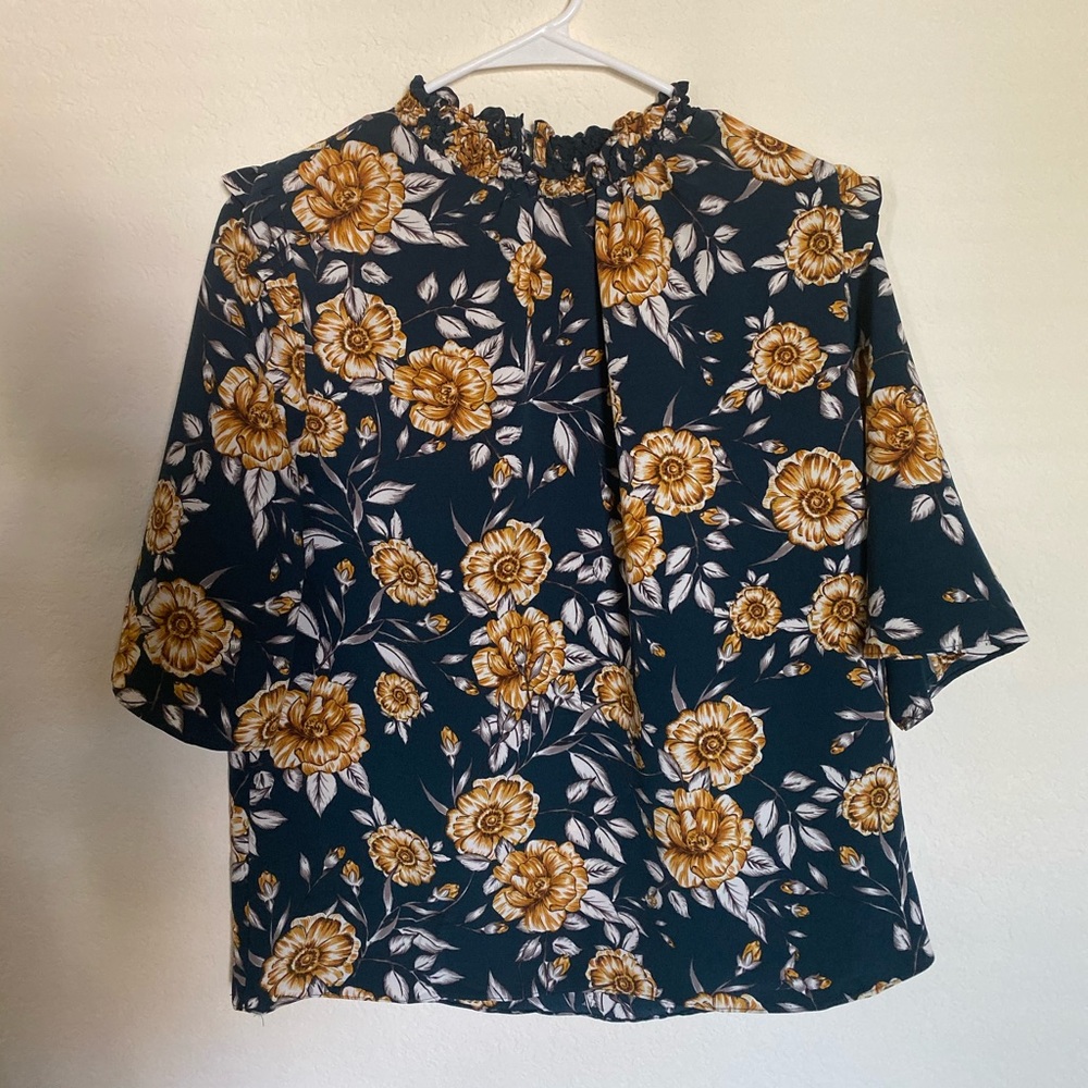 Floral dark green/mustard blouse